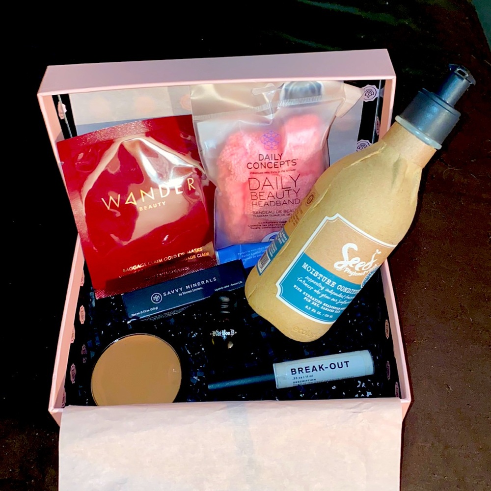 #17 Bella Box
